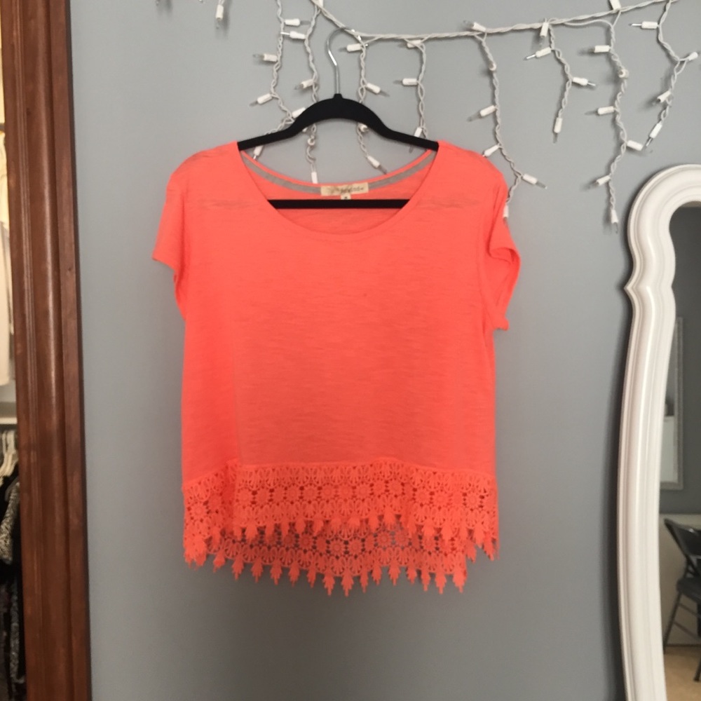 Rewind Lace Bottomed Tee